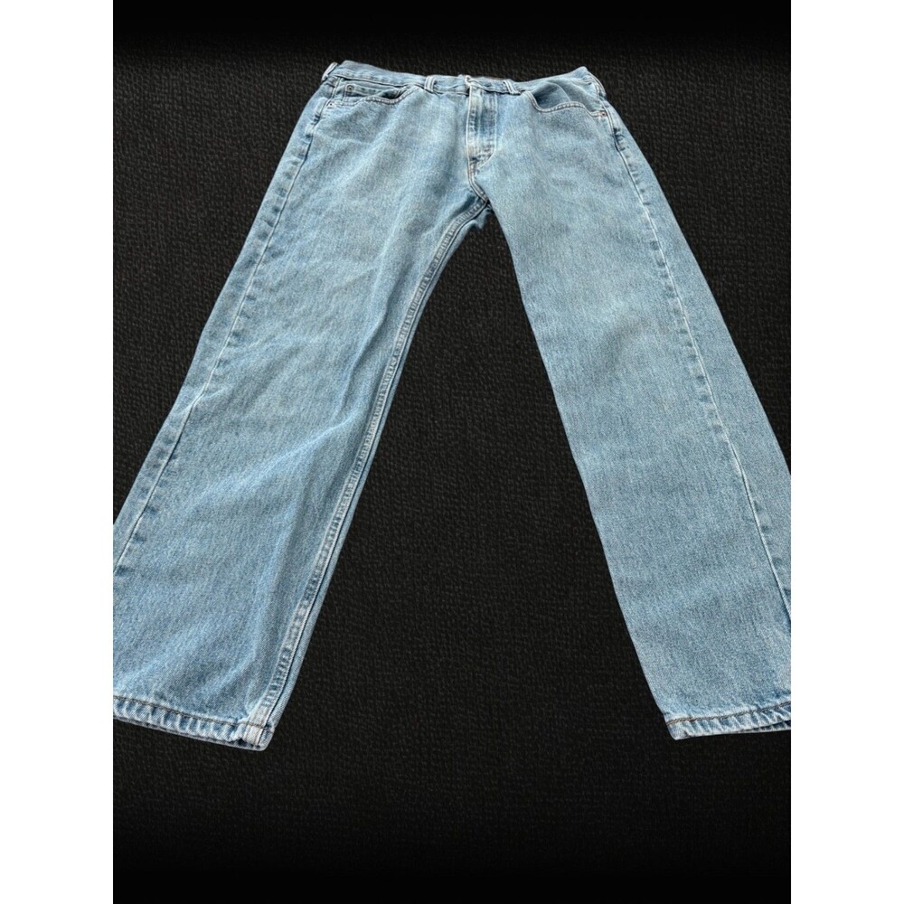 Levi's 505 Men's 38x30 Light Wash Blue Denim Straight 100% Cotton W 36 L 30